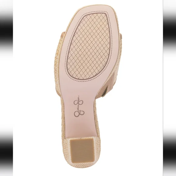 Jessica Simpson Natural Elyzza Leather Sandal, 9.5 - Picture 5 of 7